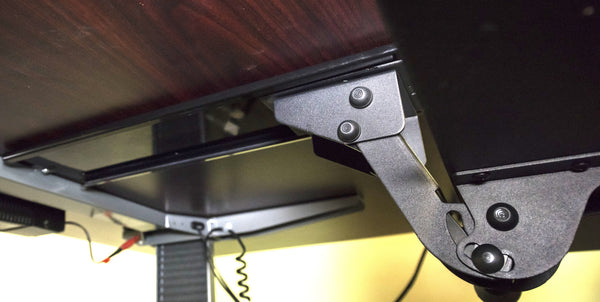 可調鍵盤托盤 (AKT01) 與高度和旋轉調整